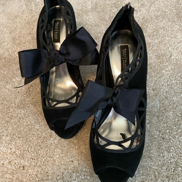 WHBM Heels - Picture 2 of 4